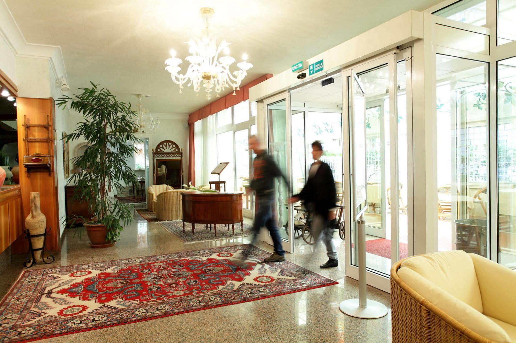 Hotel Abbazia Grado Exterior photo